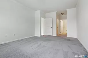 1025 Country View Rd, Danbury, CT 06810 - Photo 13