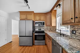 30 Noah's Way, Sprague, CT 06330 - Photo 15