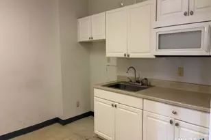 200 Boston Post Rd, Orange, CT 06477 - Photo 9