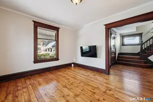 56 Whitney St, Hartford, CT 06105 - Photo 7