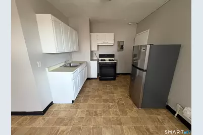 241 Lincoln Street #2, Waterbury, CT 06710 - Photo 3