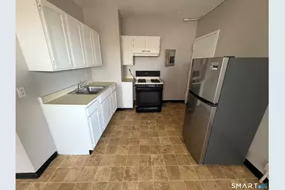 241 Lincoln Street #2, Waterbury, CT 06710 - Photo 5