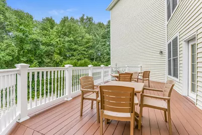 2590 Gold Star Highway #APT 103, Groton, CT 06355 - Photo 11