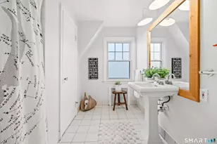 164 Wakeman Rd, Fairfield, CT 06824 - Photo 25