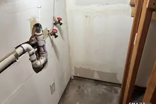 68 New St, Seymour, CT 06483 - Photo 19