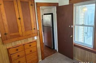 68 New St, Seymour, CT 06483 - Photo 9