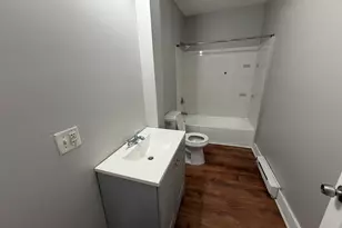 143 Congress Ave, Waterbury, CT 06708 - Photo 11