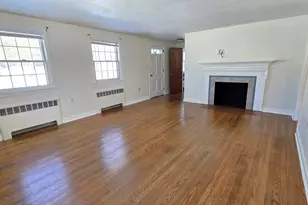 134 Camp St, Plainville, CT 06062 - Photo 3