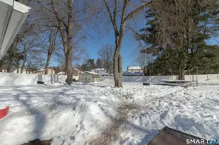 46 Woodycrest Dr, East Hartford, CT 06118 - Photo 37