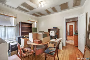 22 Monroe St, Bridgeport, CT 06605 - Photo 11