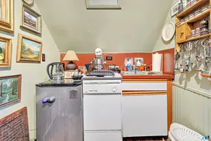 22 Monroe St, Bridgeport, CT 06605 - Photo 35