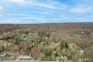 1990 Bronson Rd, Fairfield, CT 06824 - Photo 17