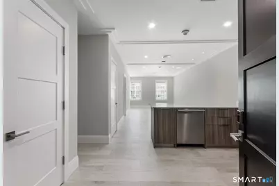 1990 Bronson Road #2, Fairfield, CT 06824 - Photo 3