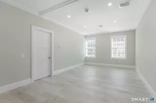 1990 Bronson Rd, Fairfield, CT 06824 - Photo 9