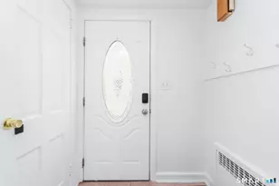 783 South Quaker Ln, West Hartford, CT 06110 - Photo 3