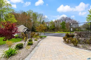 54 Rope Ferry Rd, Waterford, CT 06385 - Photo 25