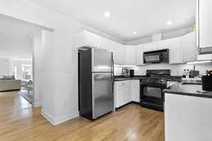 28 Rock Spring Rd, Stamford, CT 06906 - Photo 9