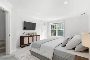 28 Rock Spring Rd, Stamford, CT 06906 - Photo 17