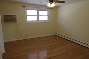 138 Williamstown Ct, Newington, CT 06111 - Photo 9