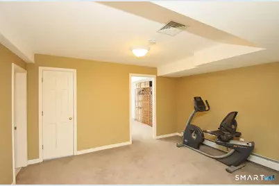 22 Meadowood Drive, New Milford, CT 06776 - Photo 29