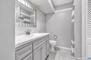 914 Heritage Vlg, Southbury, CT 06488 - Photo 17