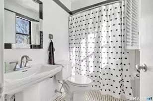 914 Heritage Vlg, Southbury, CT 06488 - Photo 15