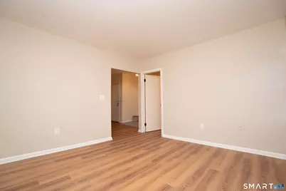 31 Hall Avenue, Wallingford, CT 06492 - Photo 5