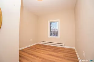 31 Hall Ave, Wallingford, CT 06492 - Photo 9