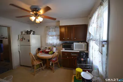 85 Alexander Drive, Bridgeport, CT 06606 - Photo 7