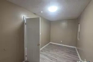 63 Seyms St, Hartford, CT 06120 - Photo 9