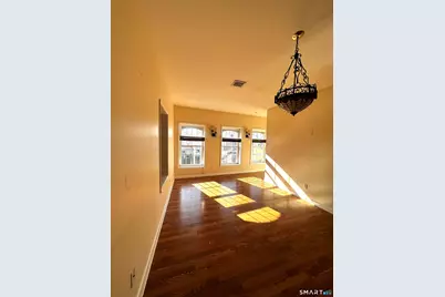 32 West Main Street #1B, Groton, CT 06355 - Photo 1