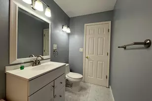 221 Cottonwood Rd, Newington, CT 06111 - Photo 13