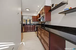 2 Brentwood Dr, Wallingford, CT 06492 - Photo 7