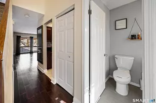 2 Brentwood Dr, Wallingford, CT 06492 - Photo 3