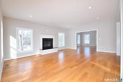 2 Brentwood, East Granby, CT 06026 - Photo 17