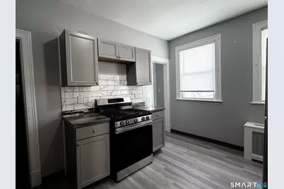 41 Hebron Street, Hartford, CT 06112 - Photo 15