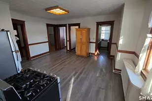 393 Highland Ave, Waterbury, CT 06708 - Photo 9