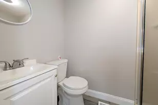 34 Maltby Ave, West Haven, CT 06516 - Photo 19