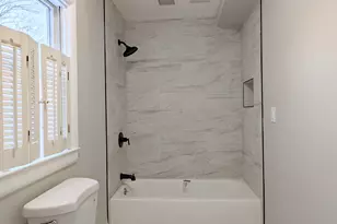 34 Maltby Ave, West Haven, CT 06516 - Photo 31