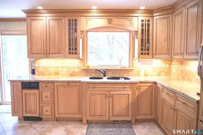 10 Ironwood Lane #10, West Hartford, CT 06117 - Photo 9