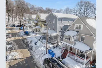 16 Arch Street, Waterbury, CT 06710 - Photo 3