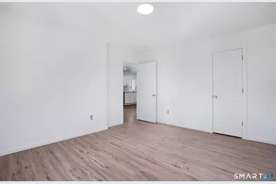 16 Arch Street, Waterbury, CT 06710 - Photo 27