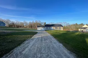 76 Wauregan Rd, Canterbury, CT 06331 - Photo 5