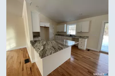 76 Wauregan Road, Canterbury, CT 06331 - Photo 9