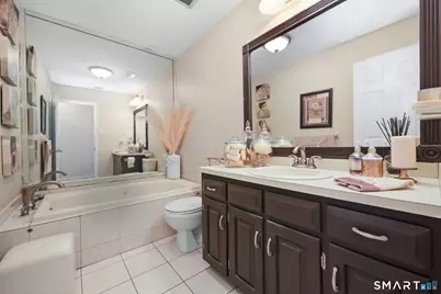 15 Glenarden Road, Trumbull, CT 06611 - Photo 17