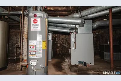 25 Andrews Street, Meriden, CT 06451 - Photo 39