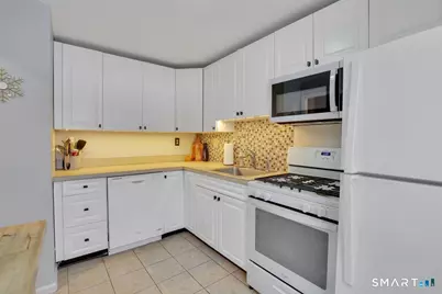 245 Cherry Avenue #I12, Watertown, CT 06795 - Photo 13