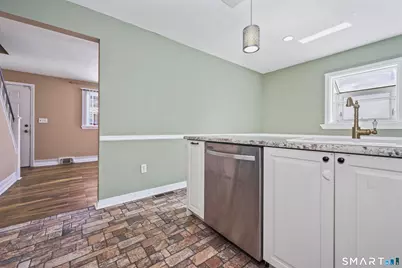 33 Harland Avenue, Waterbury, CT 06705 - Photo 9