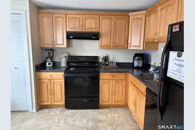 117 Heather Ridge, Shelton, CT 06484 - Photo 7