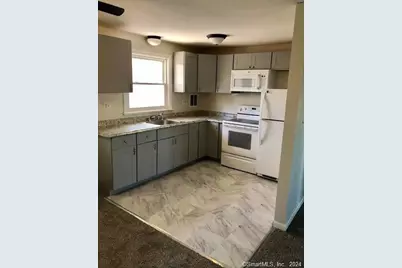 468 Woodbridge Street #APT 16, Manchester, CT 06042 - Photo 3